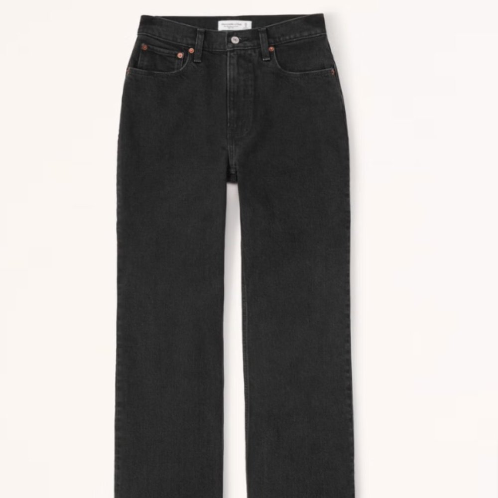 NWT Curve Love High Rise 90s Relaxed Jean - 27 / 4 short